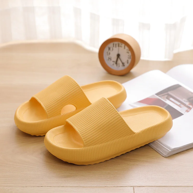 Musedesire Super comfortable tactility slippers