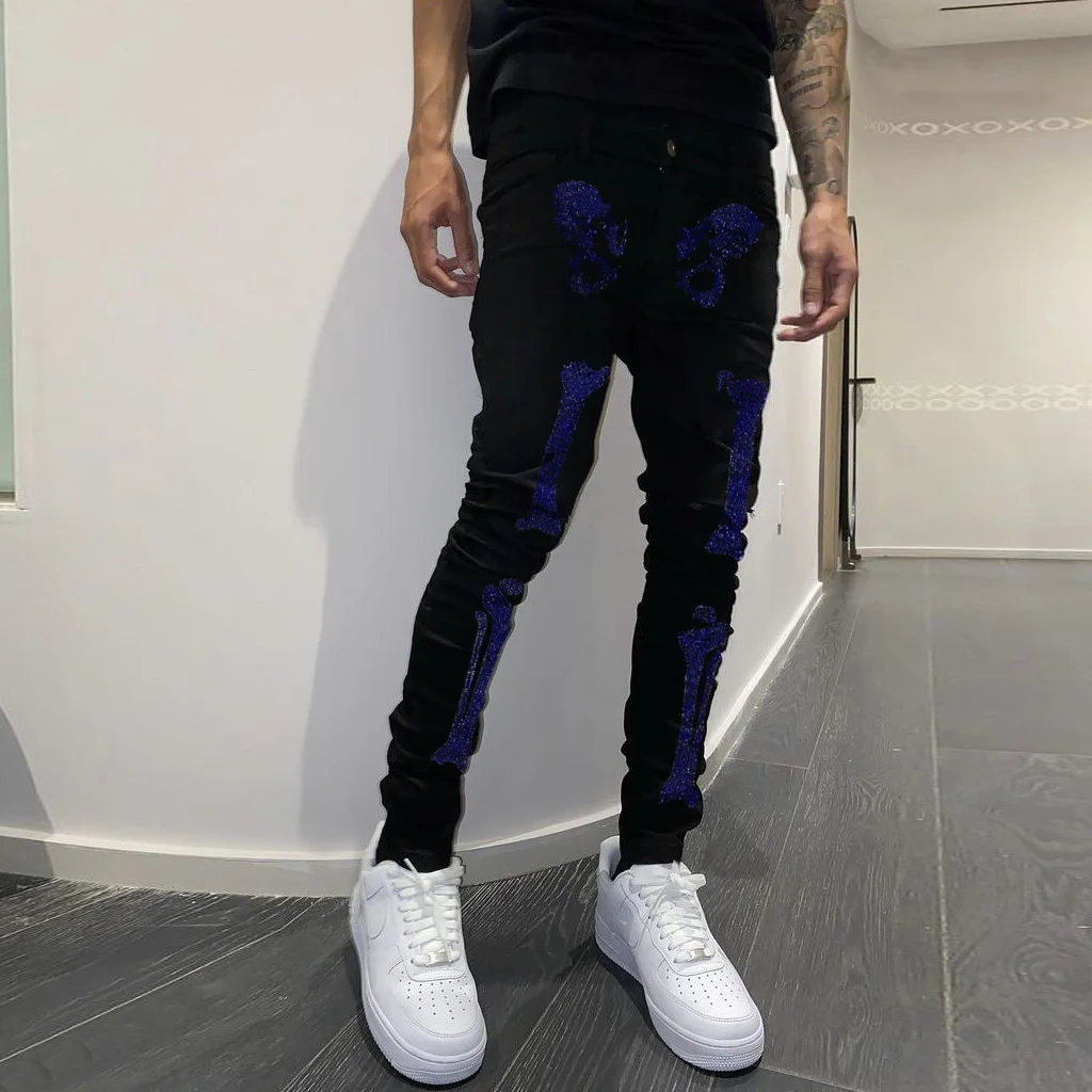 Street style statement print trousers