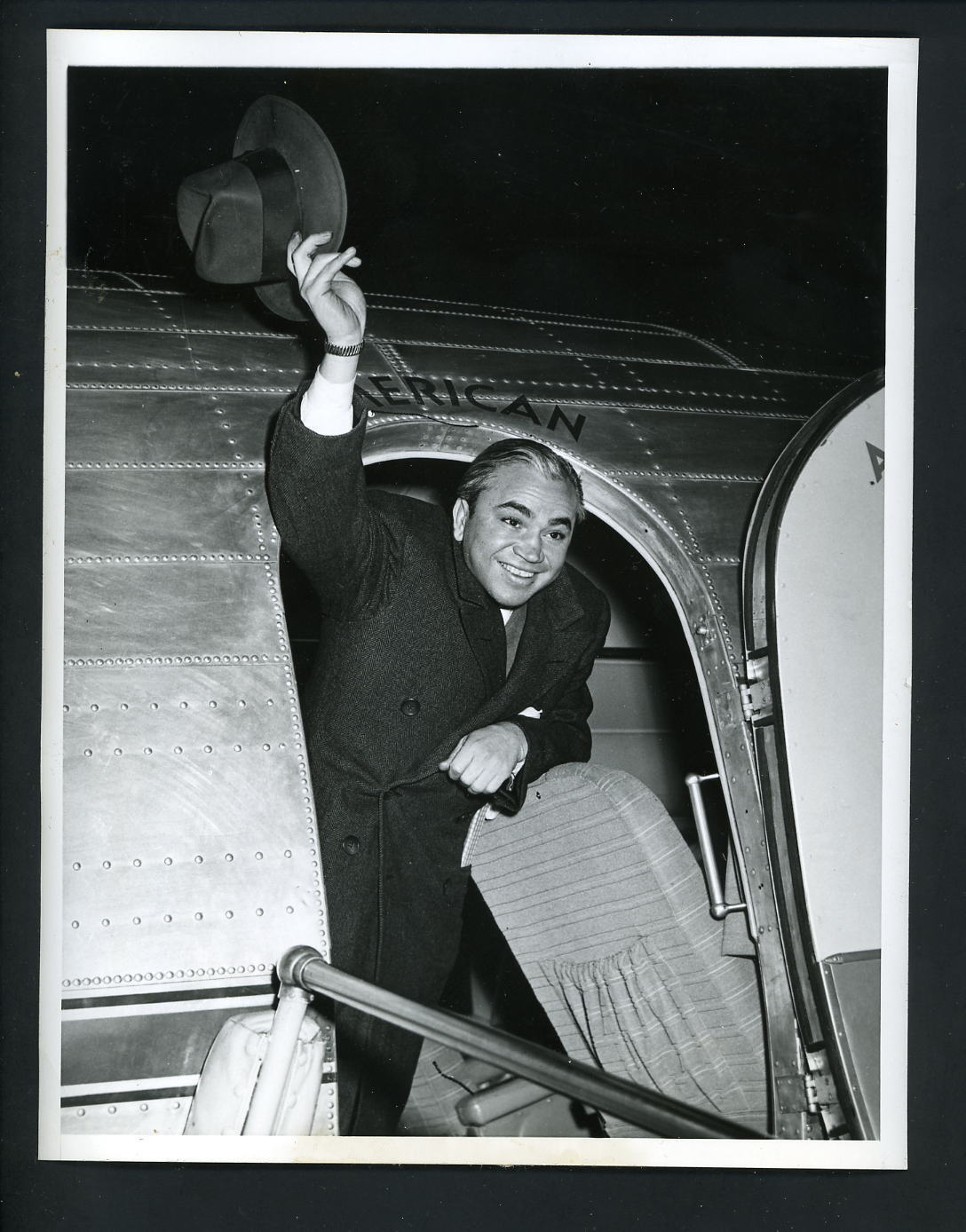 Barney Ross arrives in Chicago following drug rehab stay 1947 Press Wire Photo Poster painting