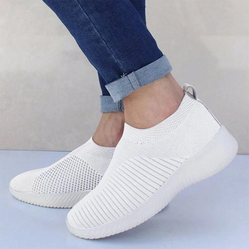 Women Sneaker Air Mesh Soft Female Knitted Vulcanized Shoes Casual Slip On Ladies Flat Shoes Walking Footwear Women Shoes 2021