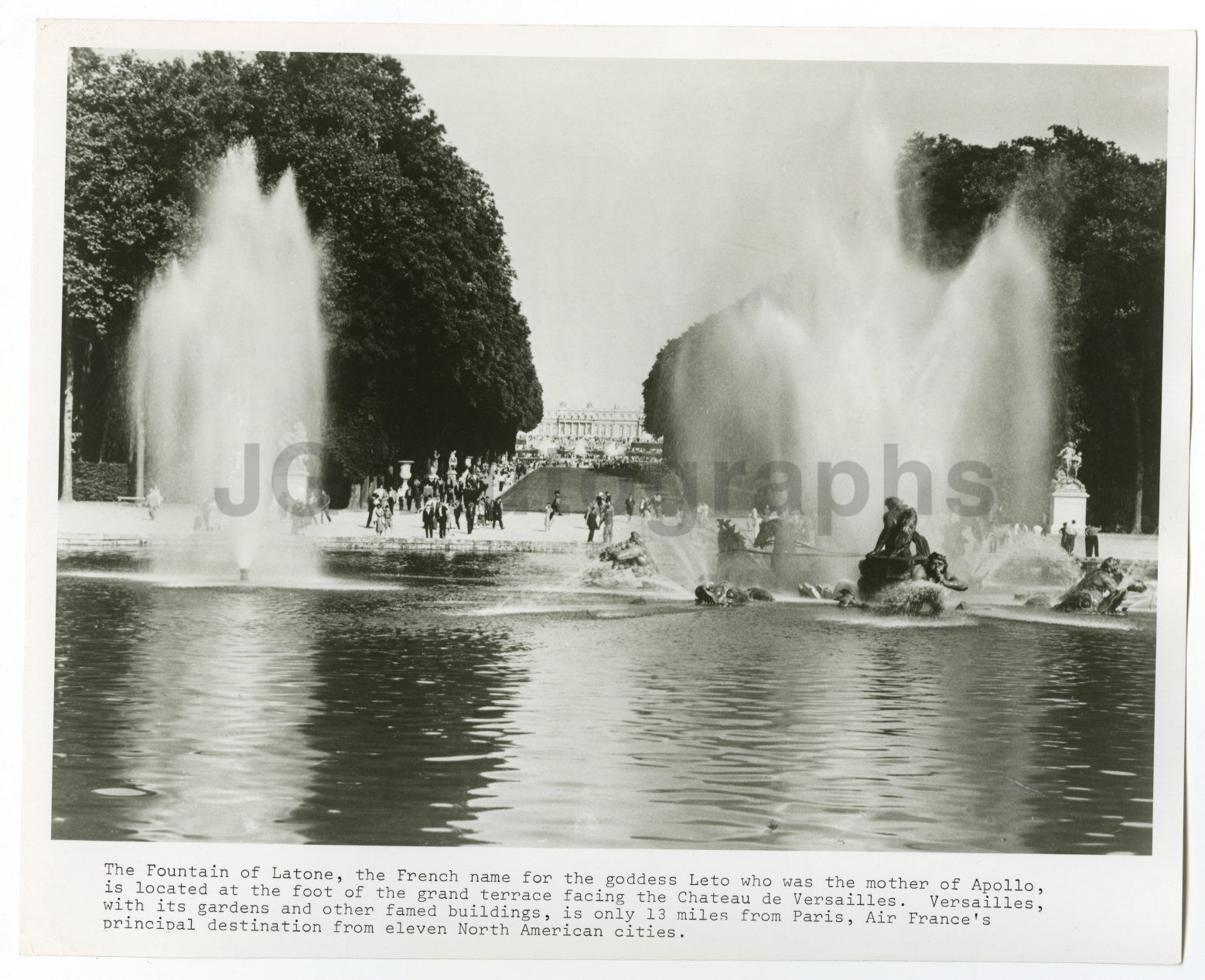 Historic France - Vintage 8x10 Publication Photo Poster paintinggraph - Fountain of Latone