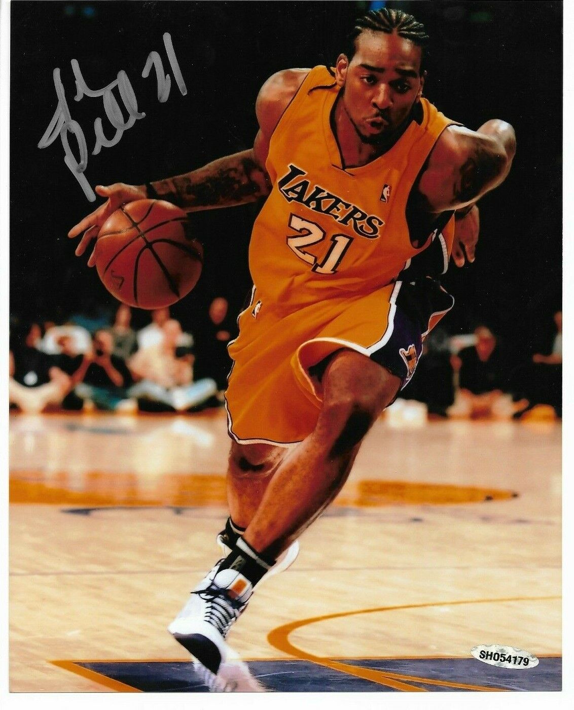 Josh Powell Autographed LA Lakers 8x10 Basketball Photo Poster painting UDA Signed Action Photo Poster painting