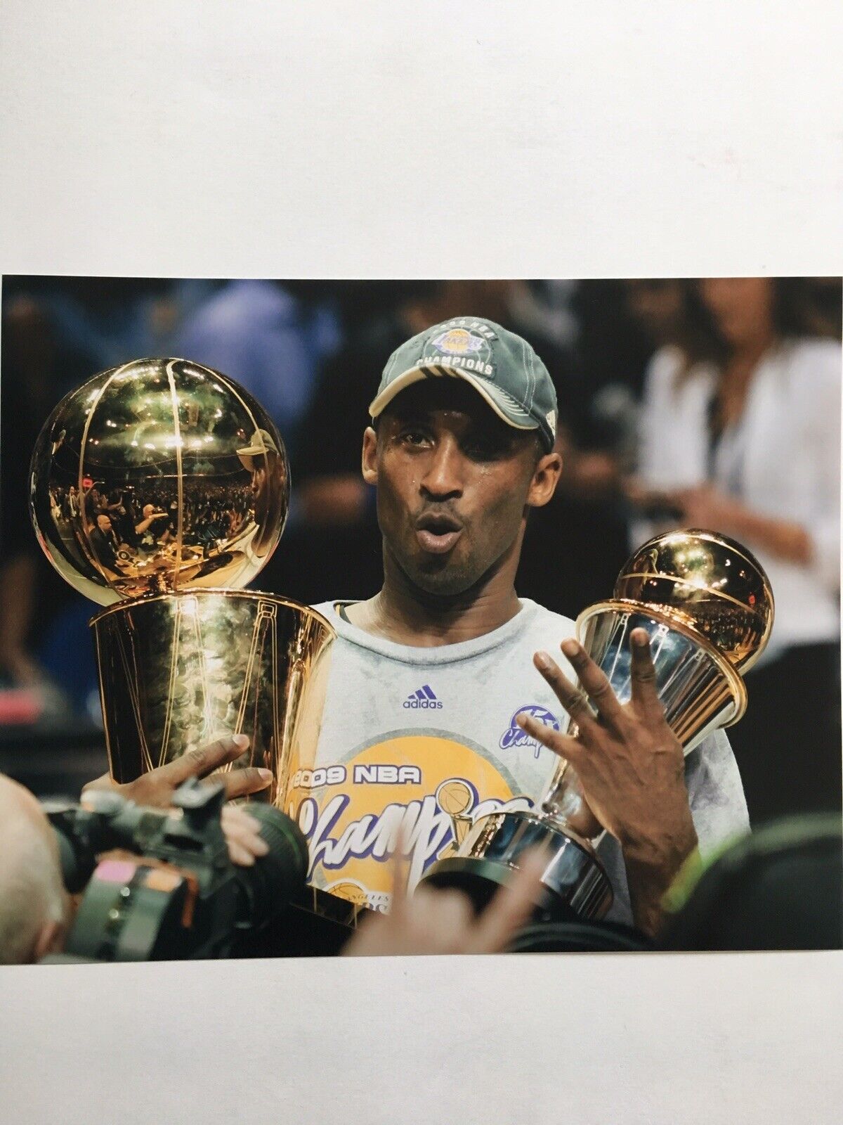 Kobe Bryant Trophy Champion Photo Poster painting Los Angeles Lakers 8x10 Mamba 8/24 2003 Finals