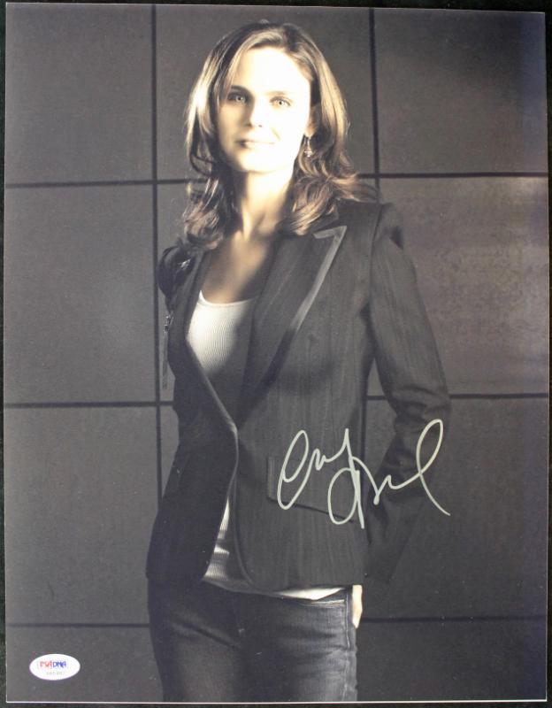 Emily Deschanel Bones Signed Authentic 11X14 Photo Poster painting Autographed PSA/DNA #S85982