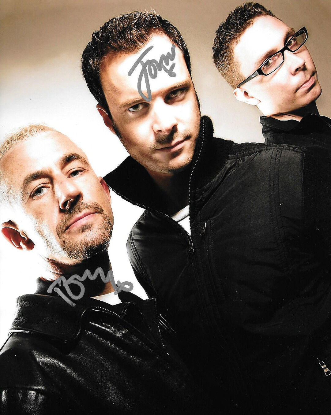 GFA English Electronic Group * ABOVE & BEYOND * Signed 8x10 Photo Poster painting AD6 COA