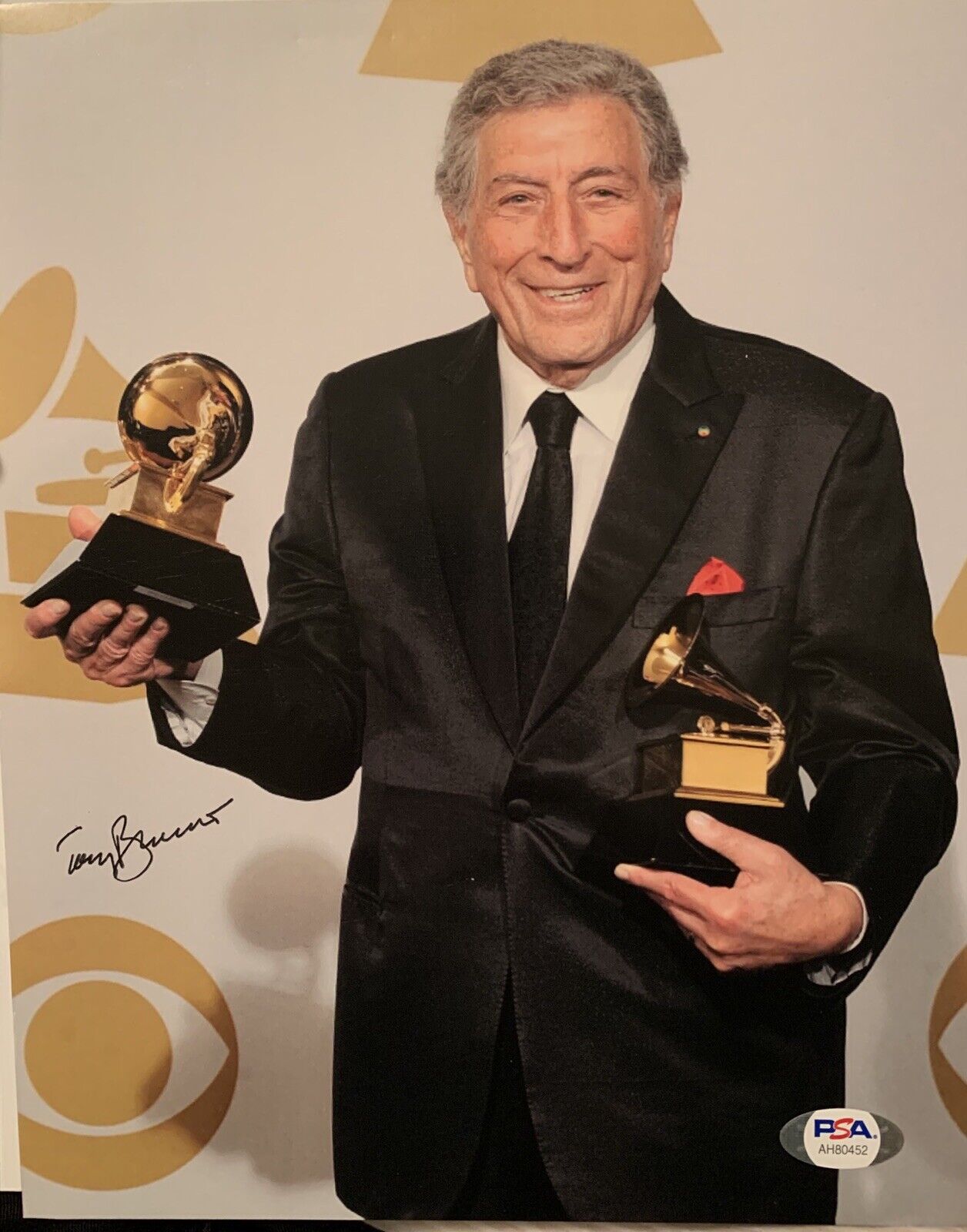 Tony Bennett Signed 8x10 Photo Poster painting Psa Coa