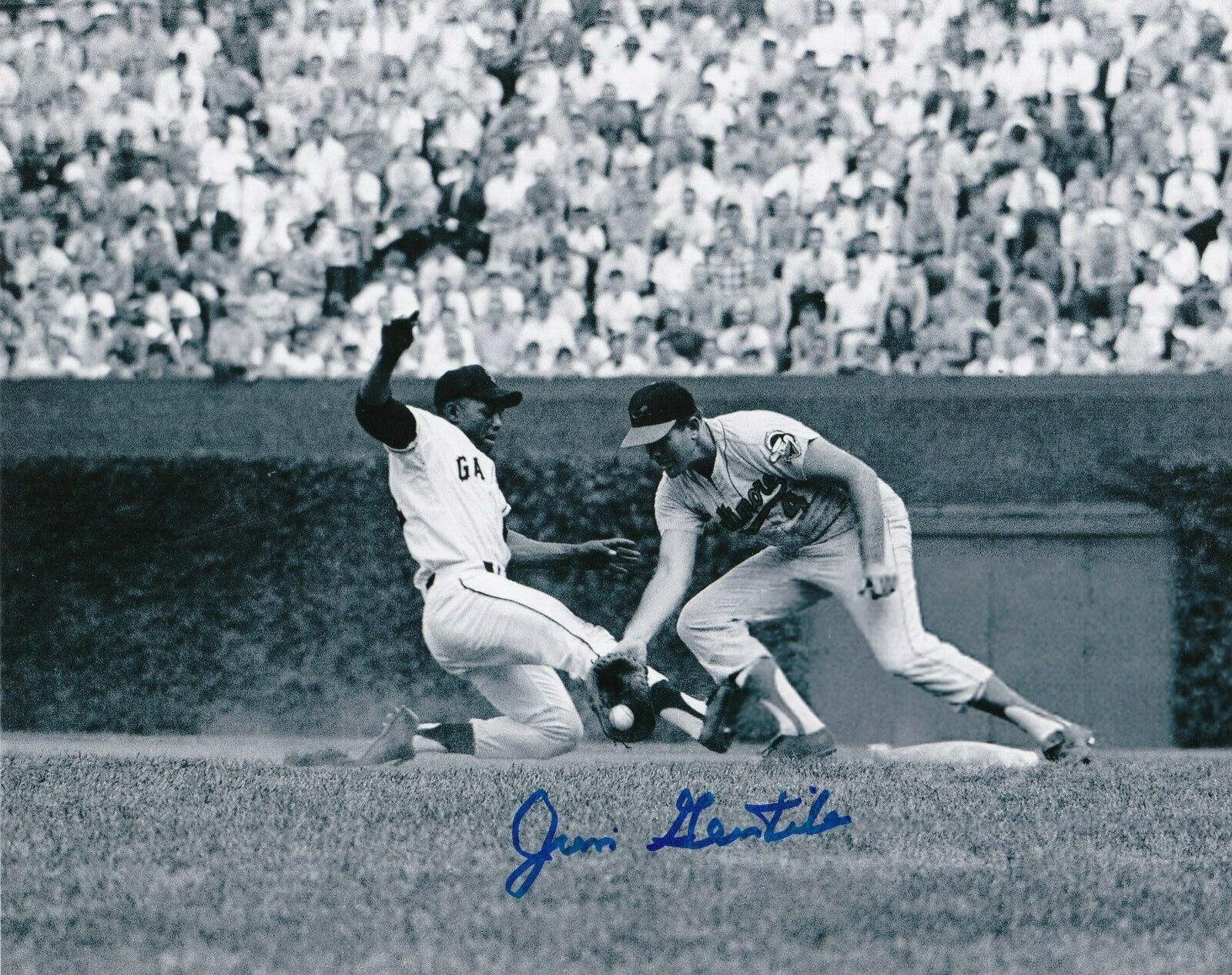 JIM GENTILE BALTIMORE ORIOLES W/ WILLIE MAYS ACTION SIGNED 8x10