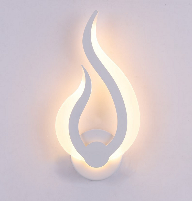 Modern LED Flame Wall Light