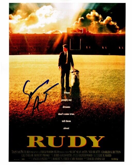 Sean Astin Signed - Autographed RUDY 8x10 inch Photo Poster painting - Rudy Ruettiger