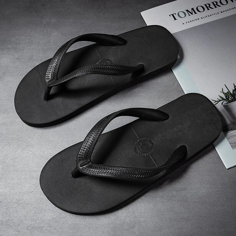 New Flip Flops Men's Slippers Men's Beach Sandals Korean Style Trend Seaside Summer Student Personality Non-slip Soft Bottom