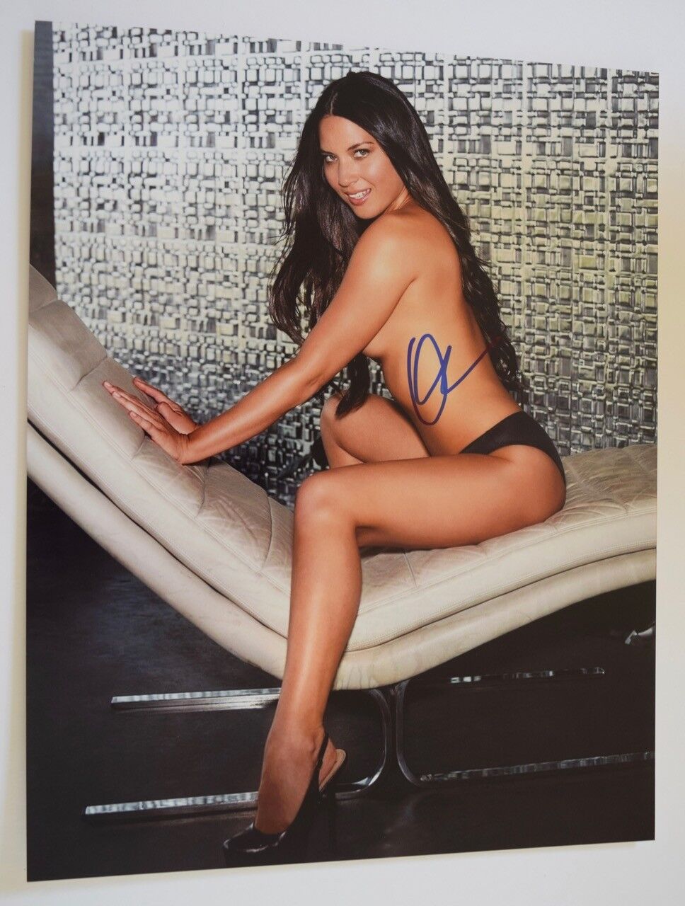 Olivia Munn Signed Autographed 11x14 Photo Poster painting Hot Sexy X-Men Nude Topless COA VD