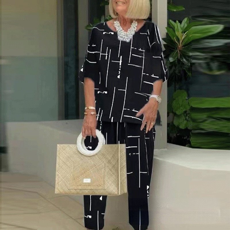 Round Neck 5/4 Sleeve Top Loose Trousers Two-piece Set