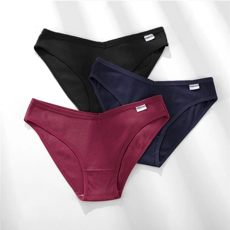 FINETOO M-2XL Women's Cotton Panties 3Pcs/Set Fashion Letter Underpants Female Low-rise Briefs Underwear Sexy Ladies Lingerie