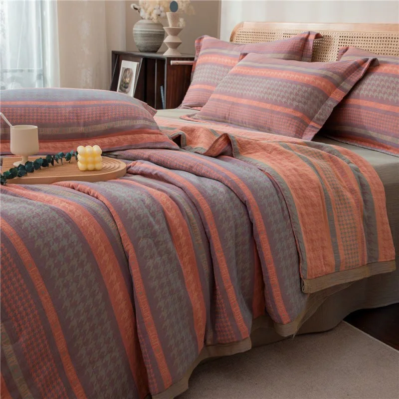 Houndstooth Vintage Soft Cotton Reversible Quilt