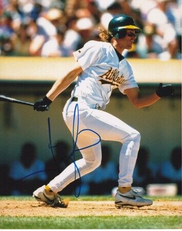 Jason Giambi Signed - Autographed Oakland A's 8x10 Photo Poster painting - New York Yankees