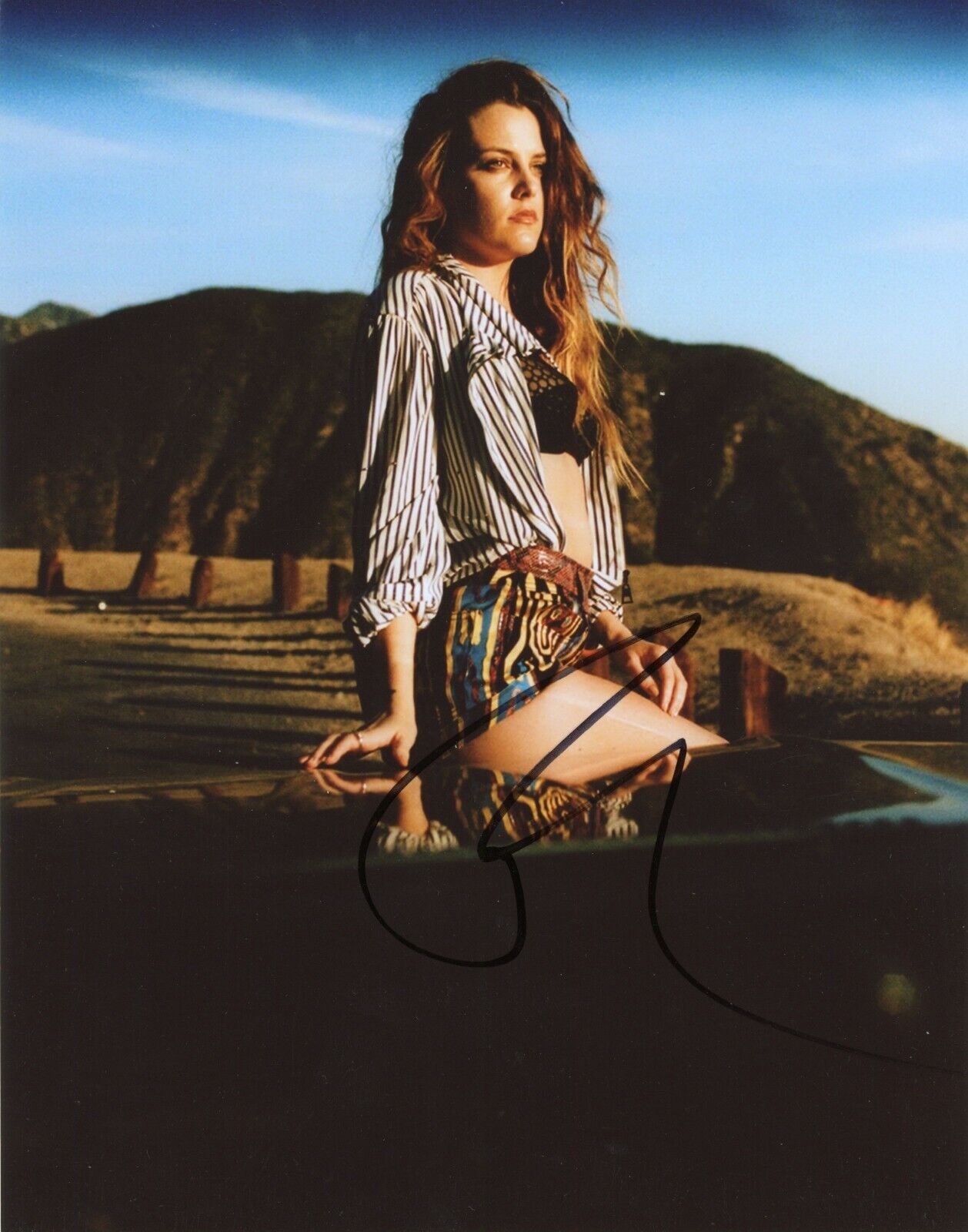 ~~ RILEY KEOUGH Authentic Hand-Signed MAD MAX: Fury Road