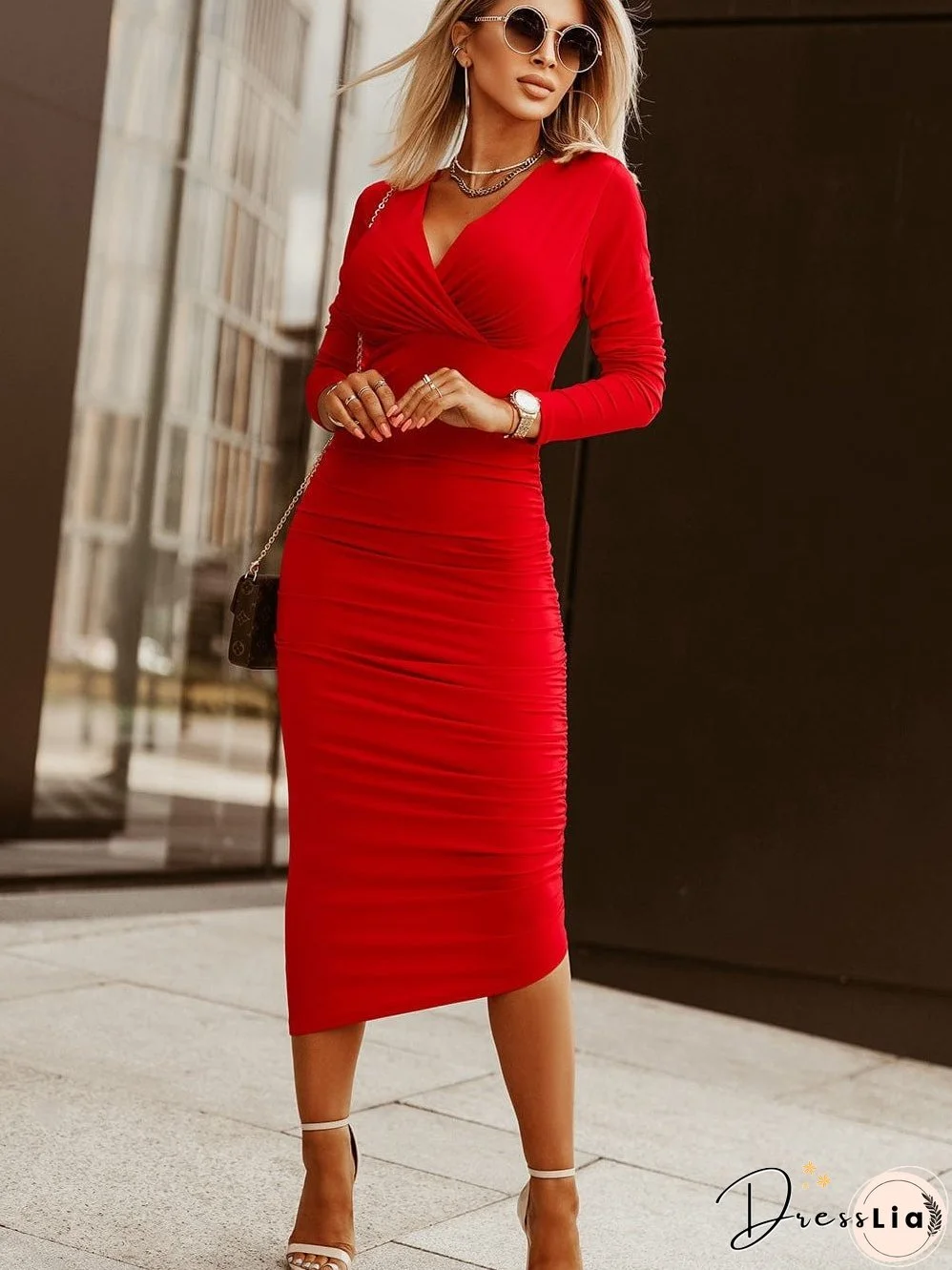 Fiery Red Ruched Sheath V Neck Bodycon Dress with Long Sleeves