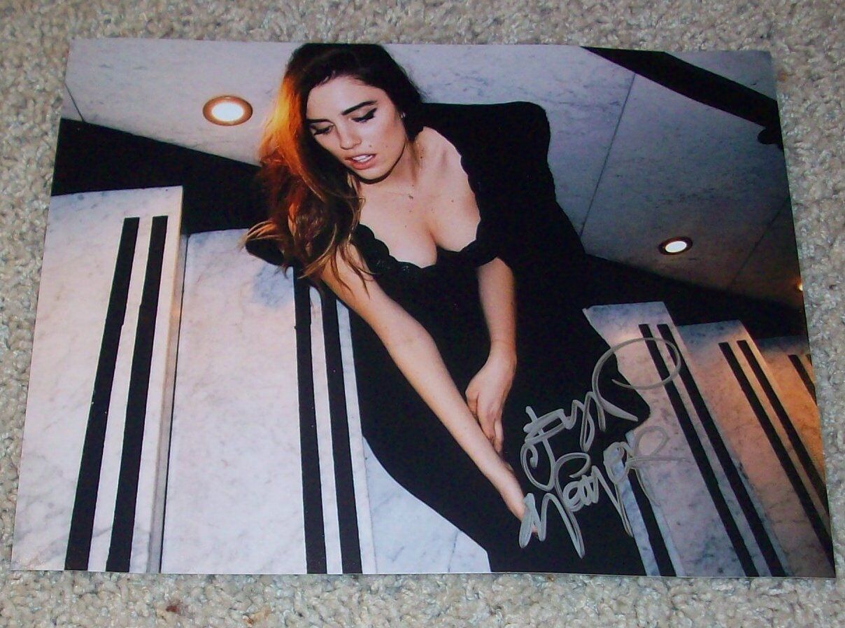 RYN WEAVER SIGNED AUTOGRAPH SEXY 8x10 Photo Poster painting A w/EXACT PROOF