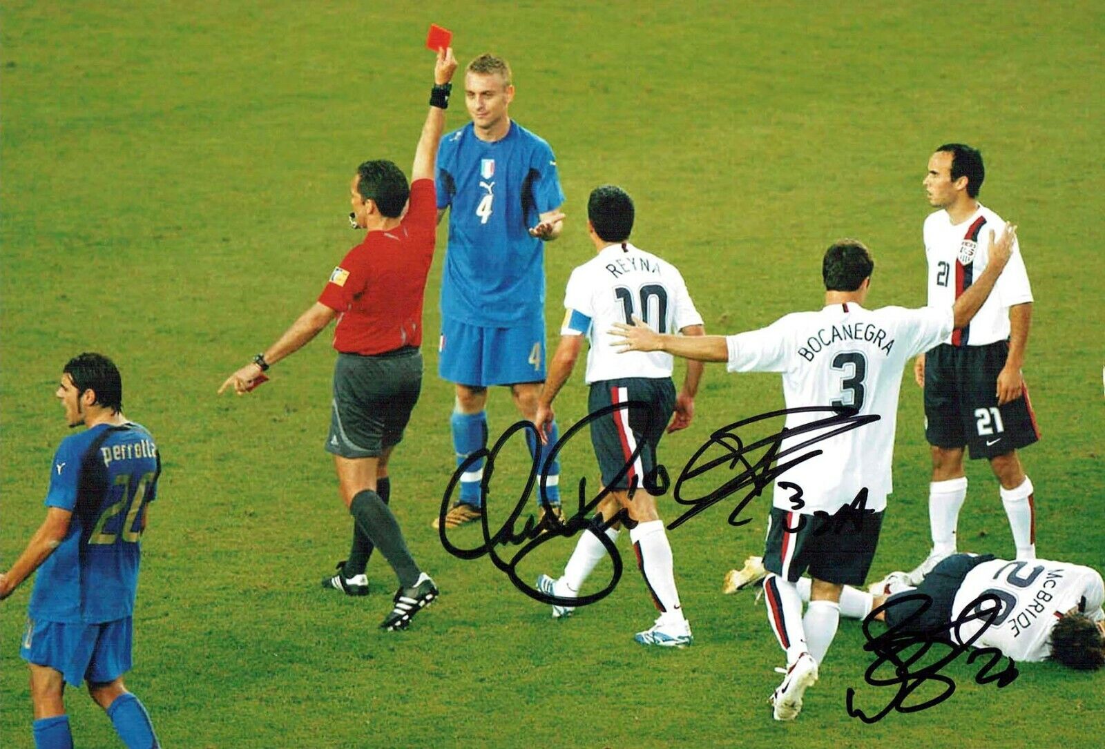 BOCANEGRA REYNA McBRIDE SIGNED Team USA Football World Cup 2006 Photo Poster painting AFTAL COA