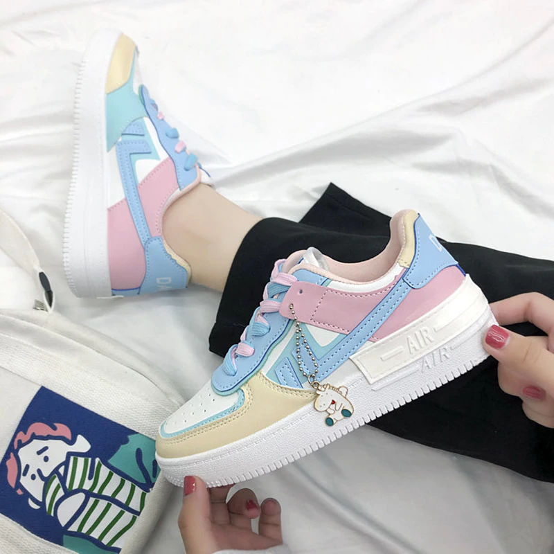 Coralia Women's Lifestyle Sneaker