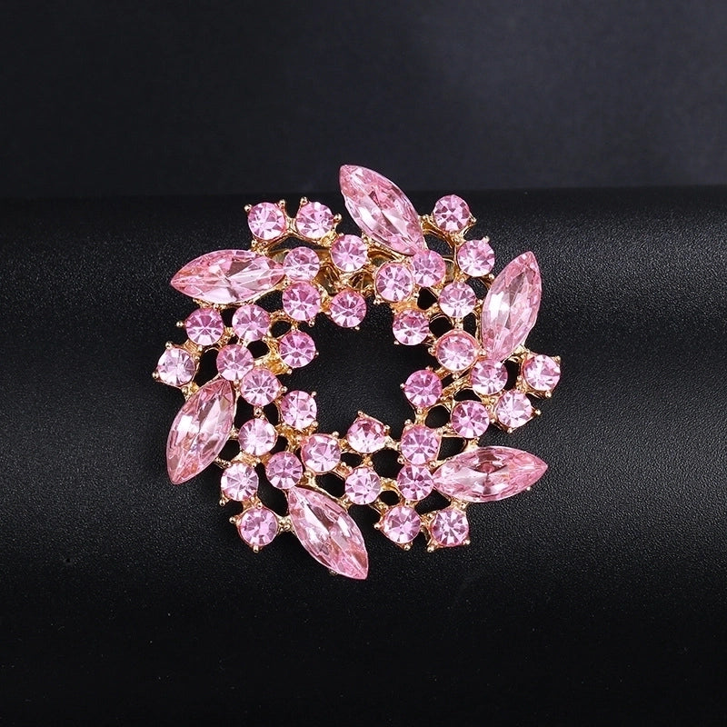 Korean Style Pin Flower Alloy Plating Rhinestones Women’S Brooches