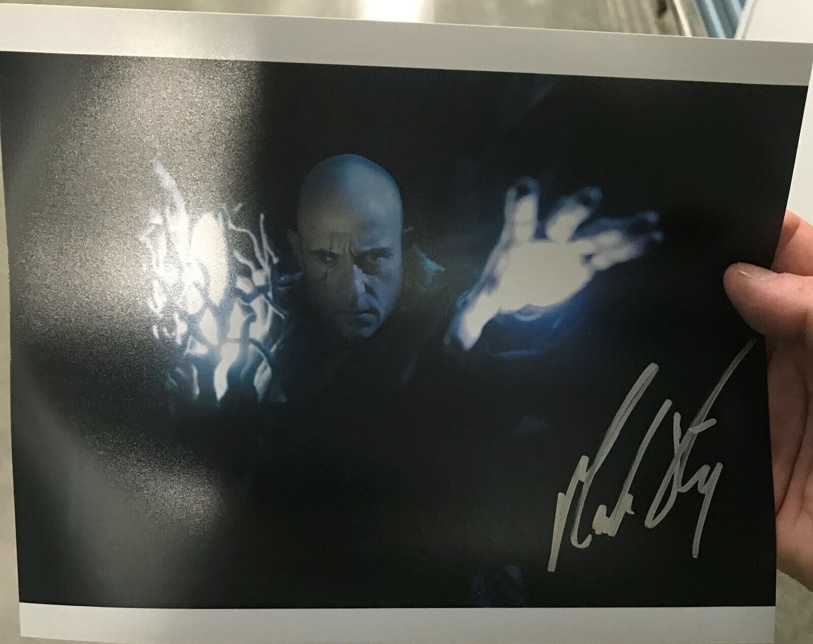 MARK STRONG SHAZAM AUTOGRAPHED Photo Poster painting SIGNED 8X10 #5 DR SIVANA DC