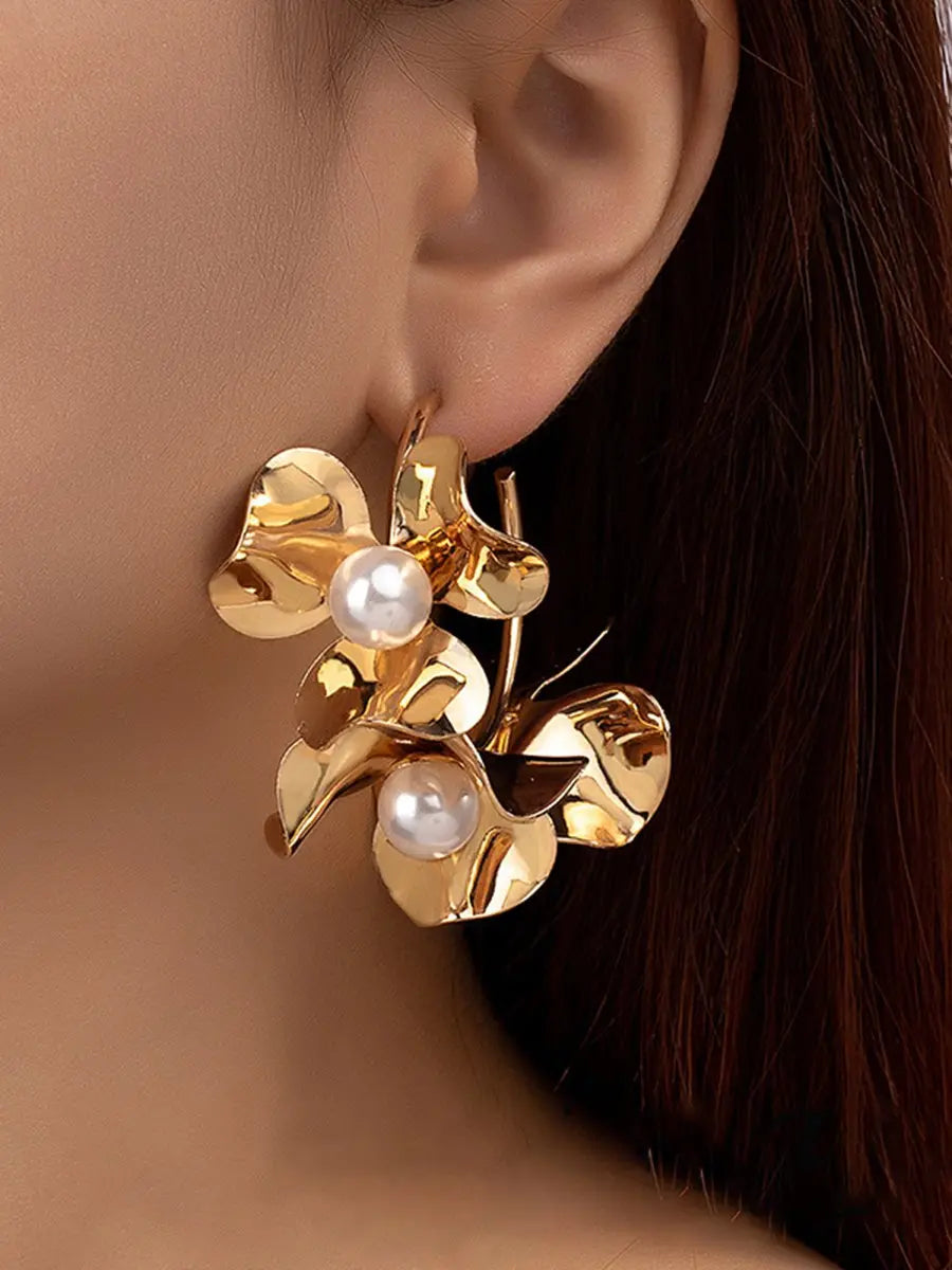 Round  Floral Metal Earrings