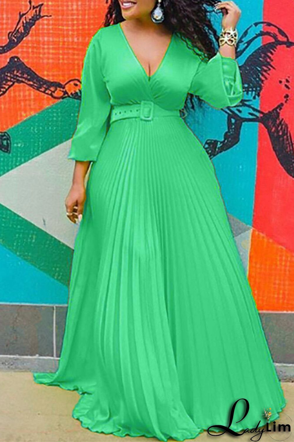 Light Yellow Fashion Casual Solid With Belt V Neck Pleated Dresses