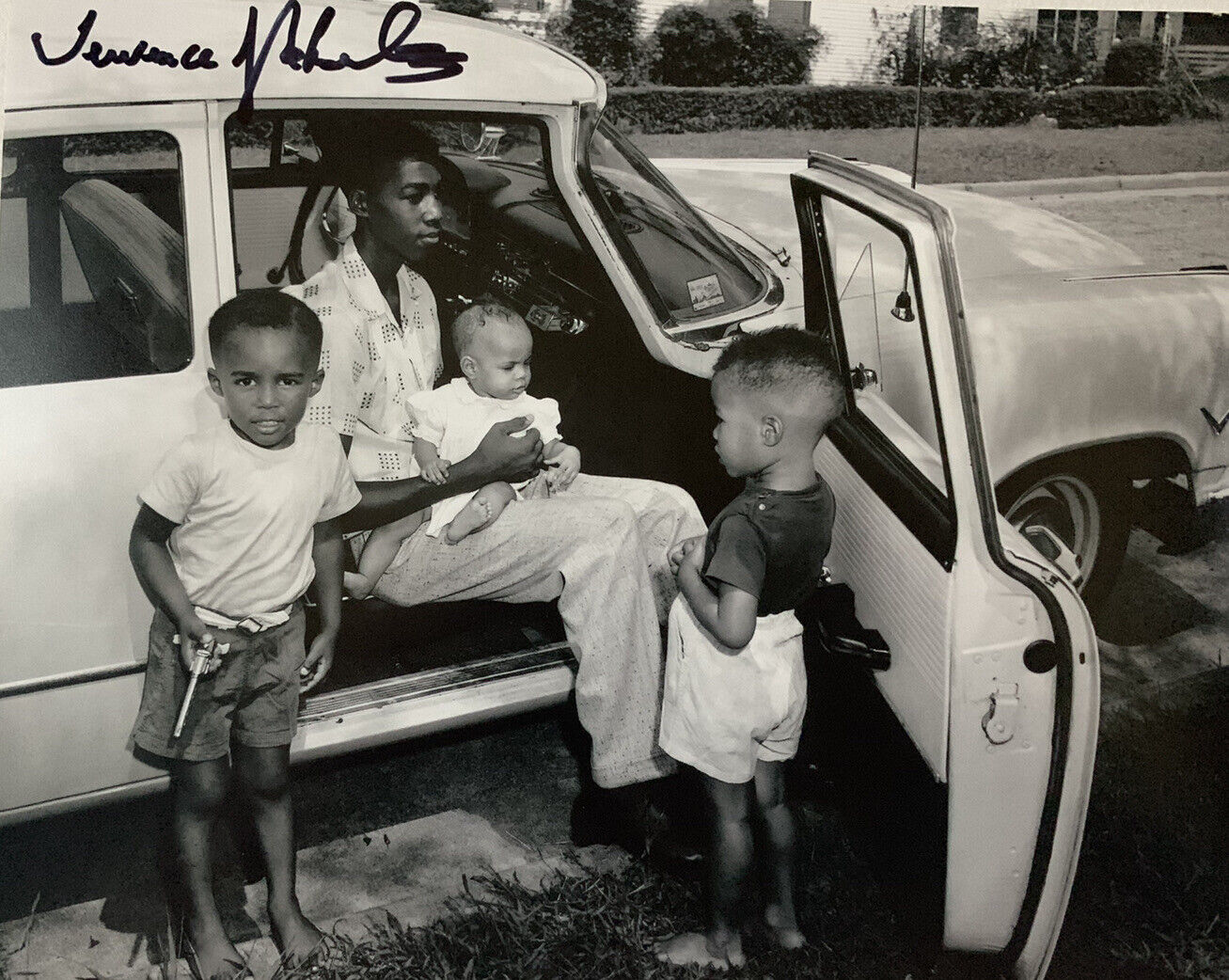 TERRENCE ROBERTS HAND SIGNED 8x10 Photo Poster painting LITTLE ROCK NINE AUTOGRAPH AUTHENTIC