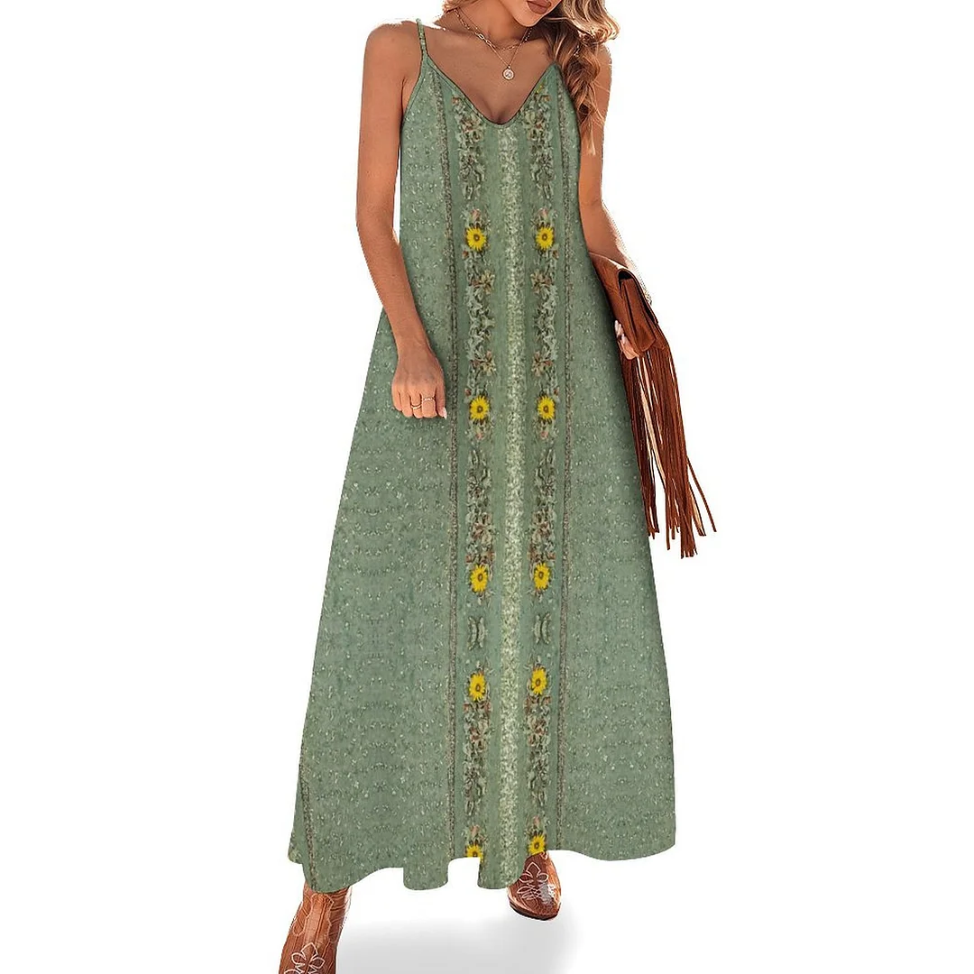 Style & Comfort for Mature Women Plus Size Printed Sling Casual Women Maxi Dress in Pattern Green, Floral, Vintage