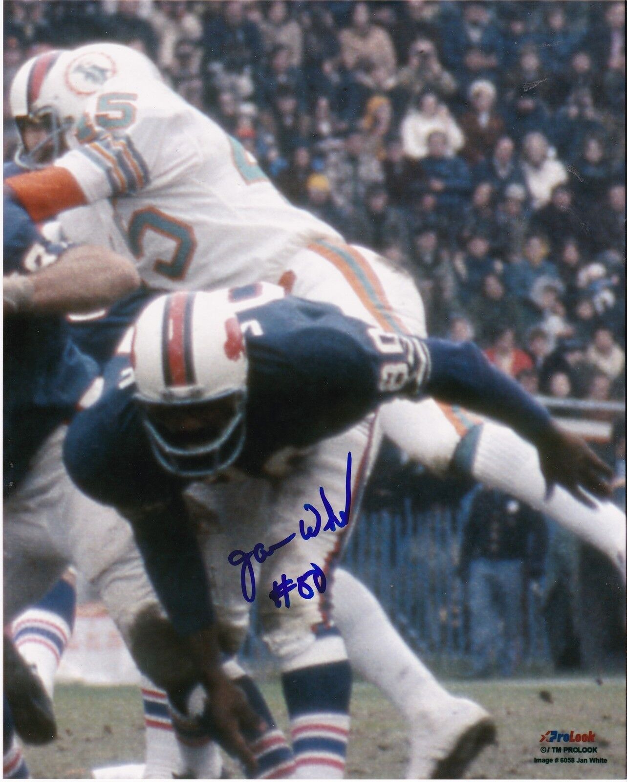 JAN WHITE BUFFALO BILLS ACTION SIGNED 8x10