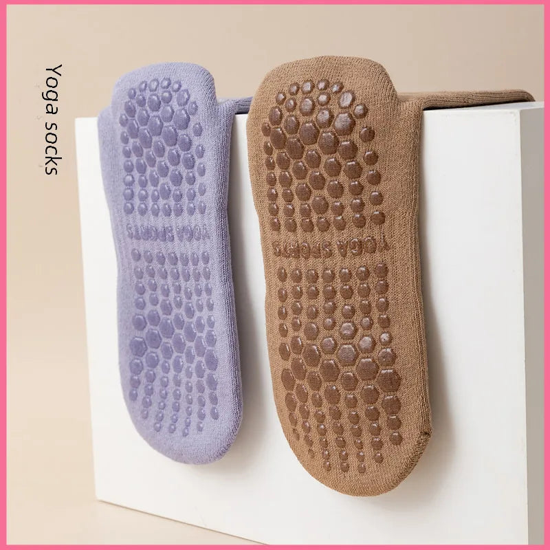 Autumn And Winter New Yoga Socks Solid Color Ladies Sports Socks Silicone Non-slip Terry Bottom Cotton Tube Socks Women