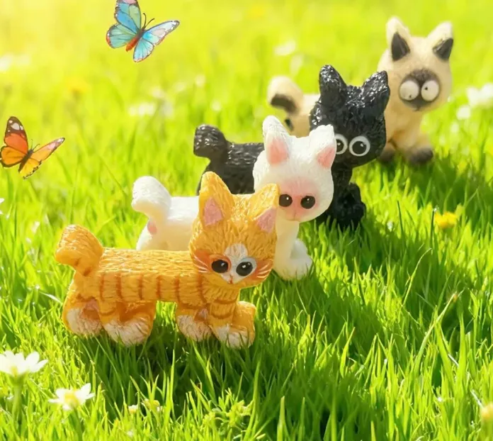 Mini Long Cat Chram