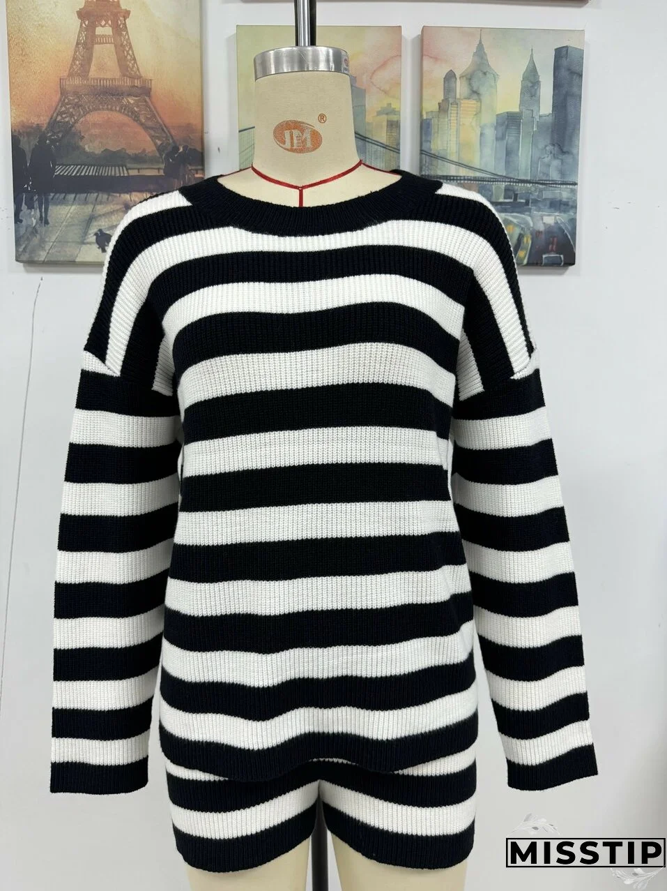 Women Stripe Patchwork Round Neck Casual Knitting Sweater and Shorts Two-piece Set