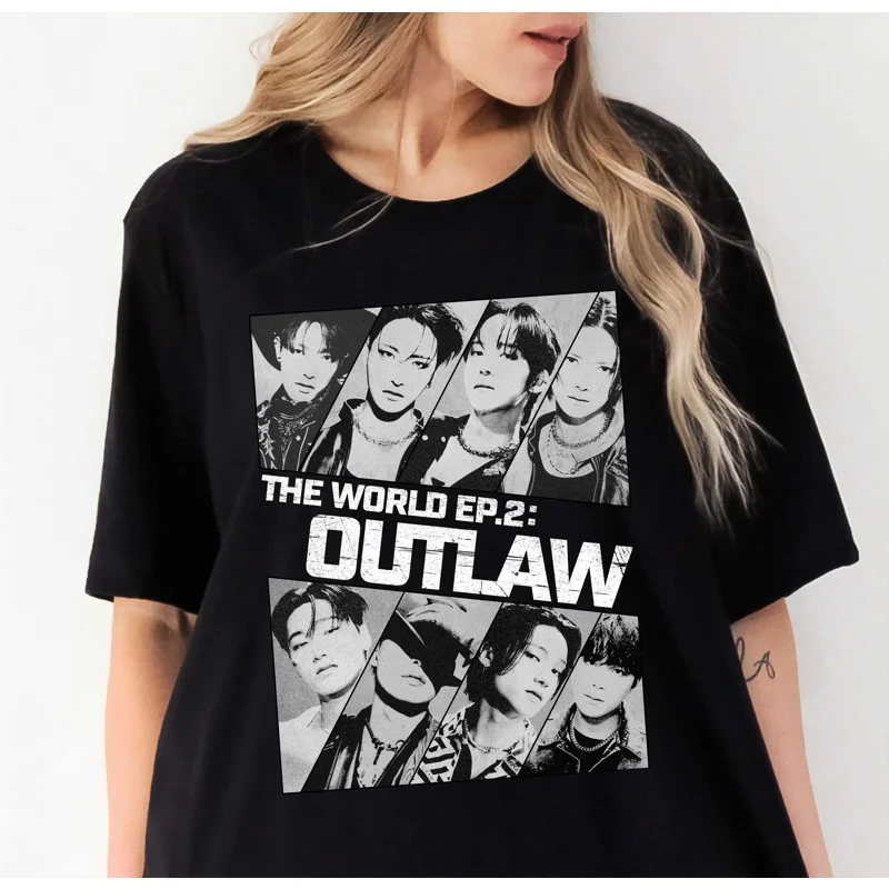 ATEEZ THE WORLD EP.2 : OUTLAW Vintage T-shirt