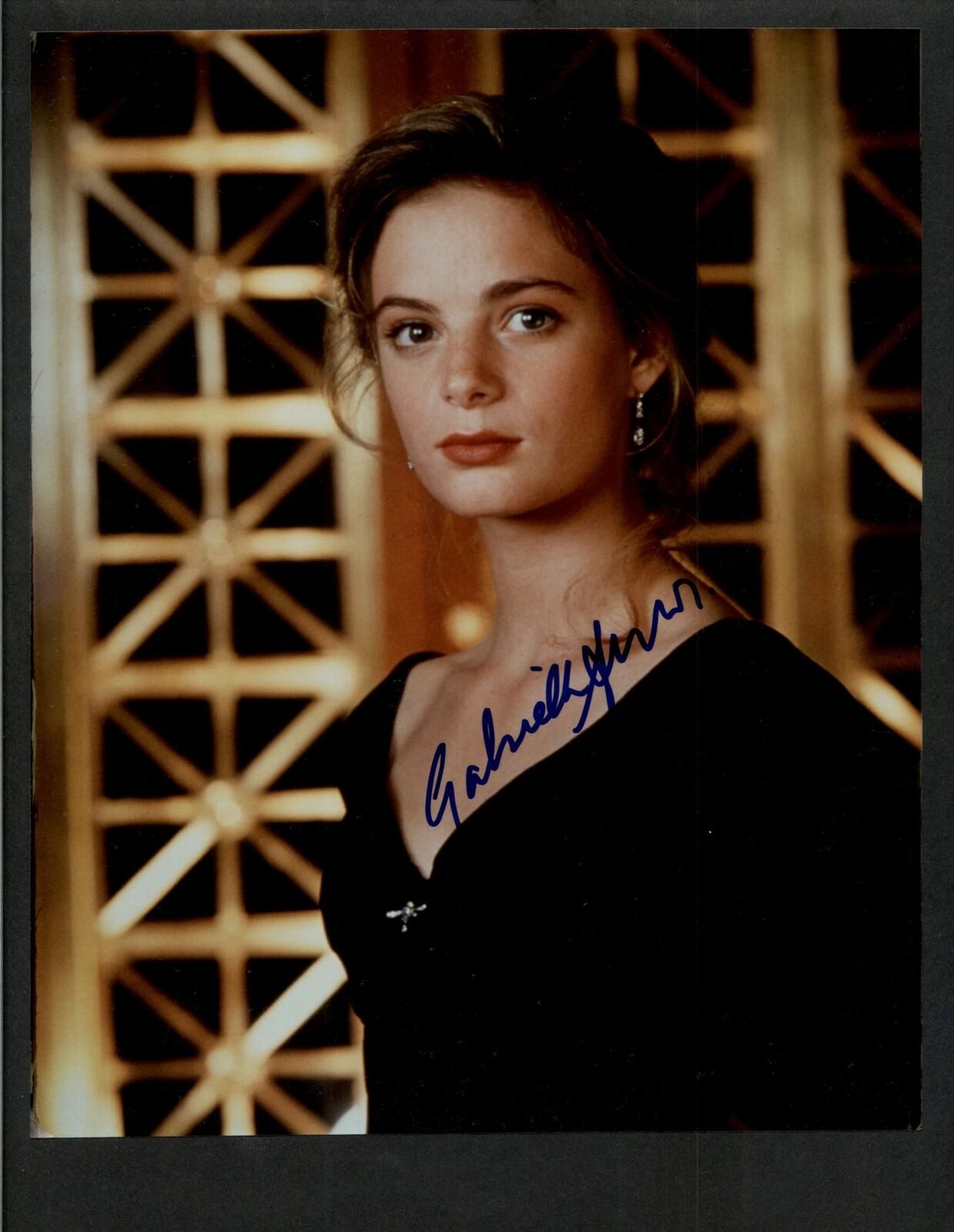 Gabrielle Anwar - Signed Autograph Color 8x10 Photo Poster painting - Burn Notice