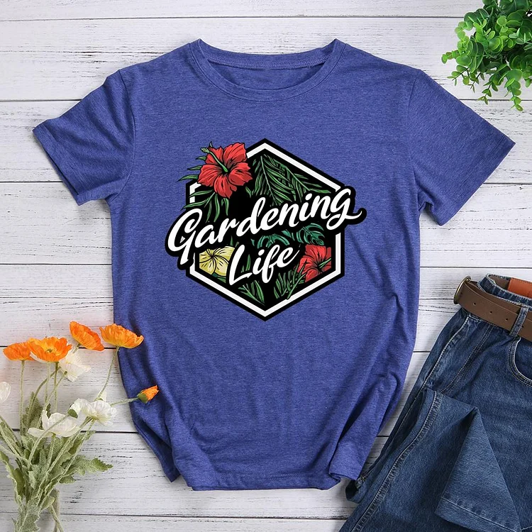 Gardening Life Round Neck T-shirt