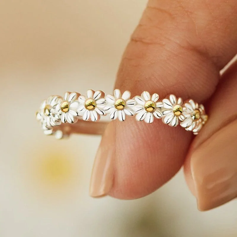Christmas Gift Korea Vintage Daisy Flower Rings For Women Silver Color Adjustable Open Ring Wedding Engagement Rings Goth Jewelry Couple Gift