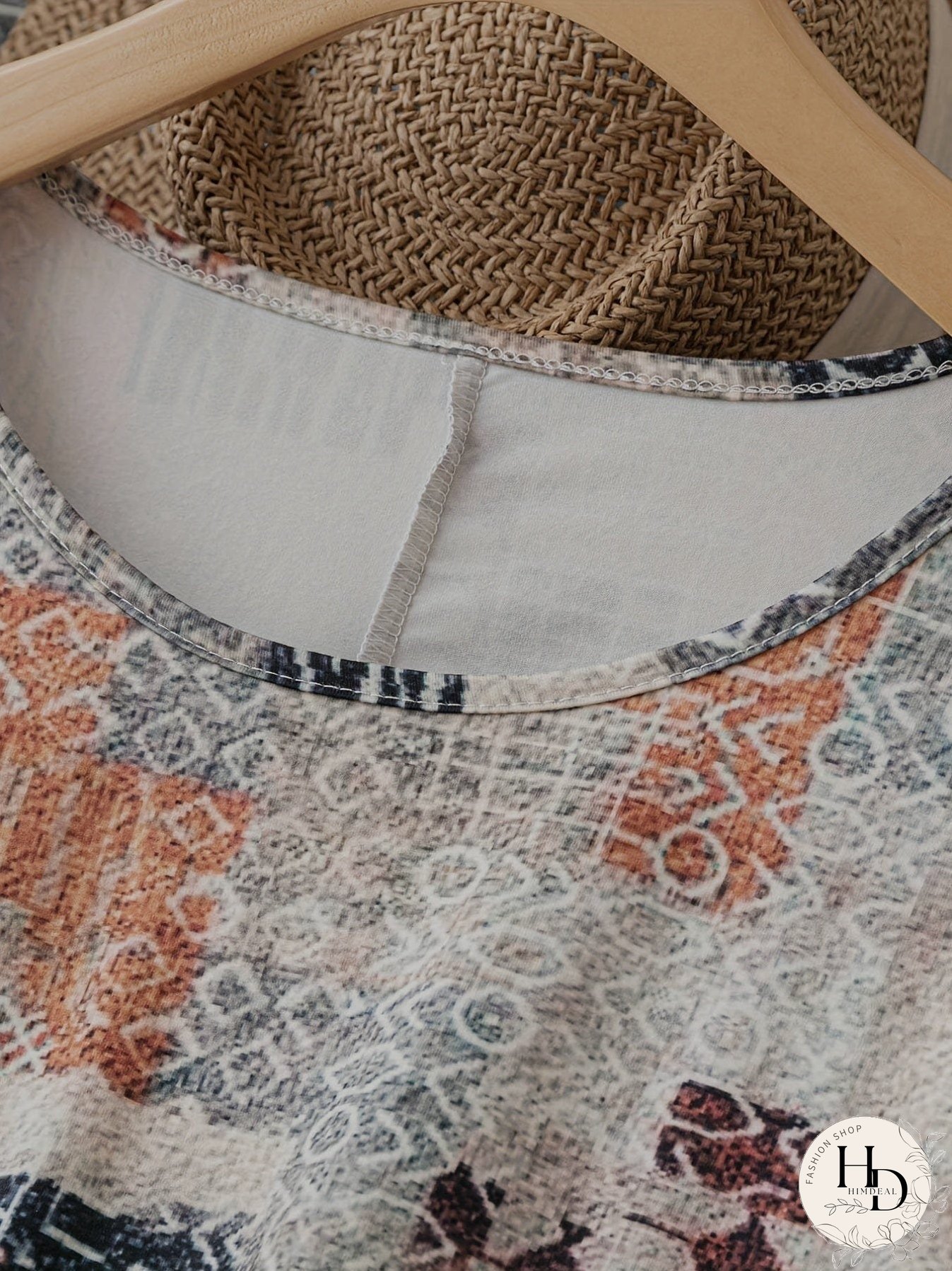 Women's Loose-Fitting Long Sleeve T-Shirt