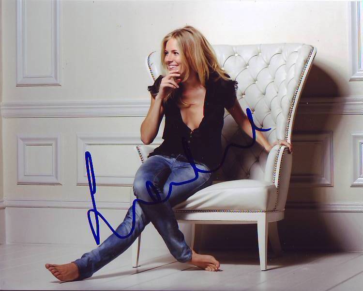 SIENNA MILLER signed autographed Photo Poster painting