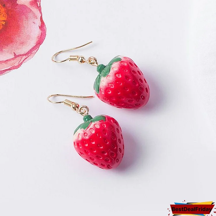 New Fashion Creative Fruit Strawberry Earrings Fashion Exquisite Girls Student Earrings Jewelry
