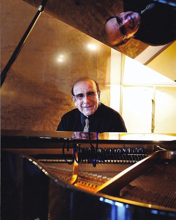 CLIVE DAVIS Signed Autographed Photo Poster painting