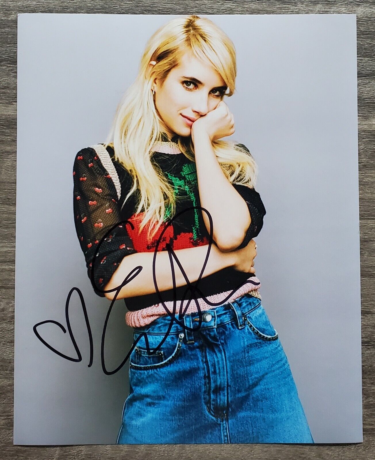 Emma Roberts Signed 8x10 Photo Poster painting Actress Scream Queens American Horror Story RAD