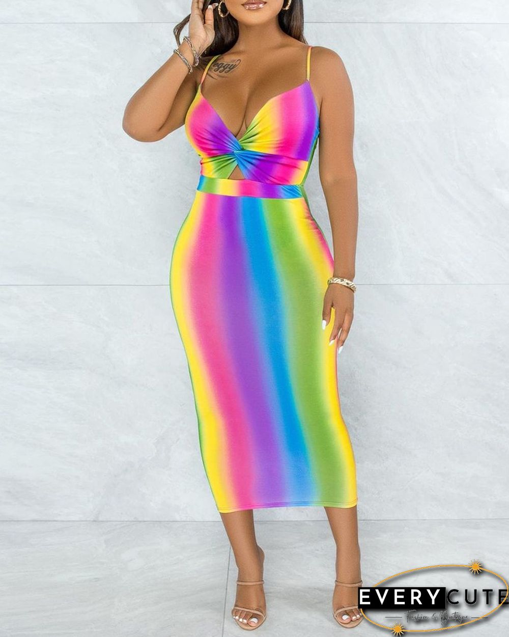Colorblock Twisted Front Backless Maxi Dress