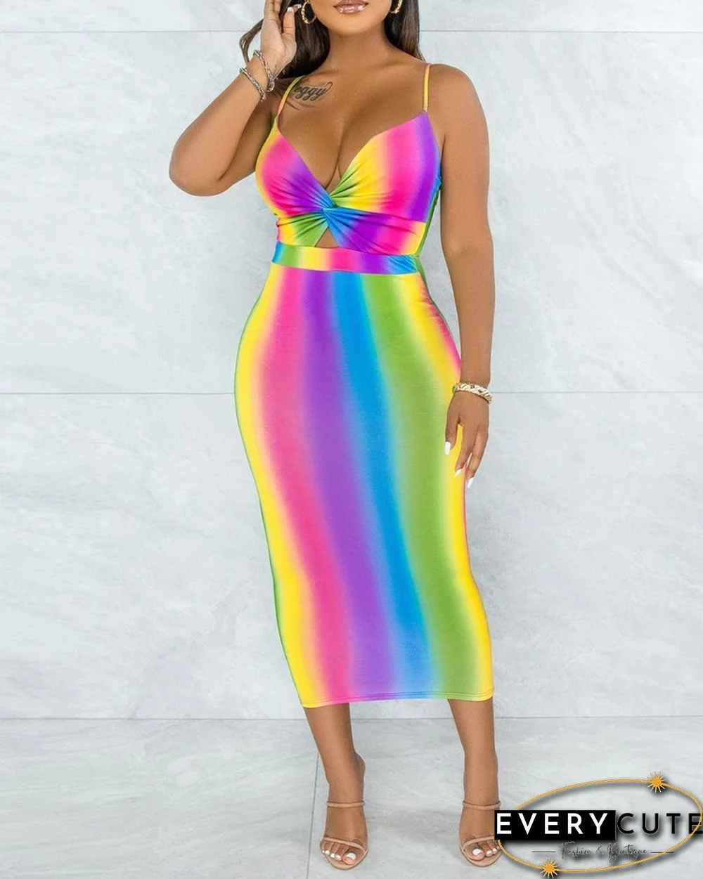 Colorblock Twisted Front Backless Maxi Dress