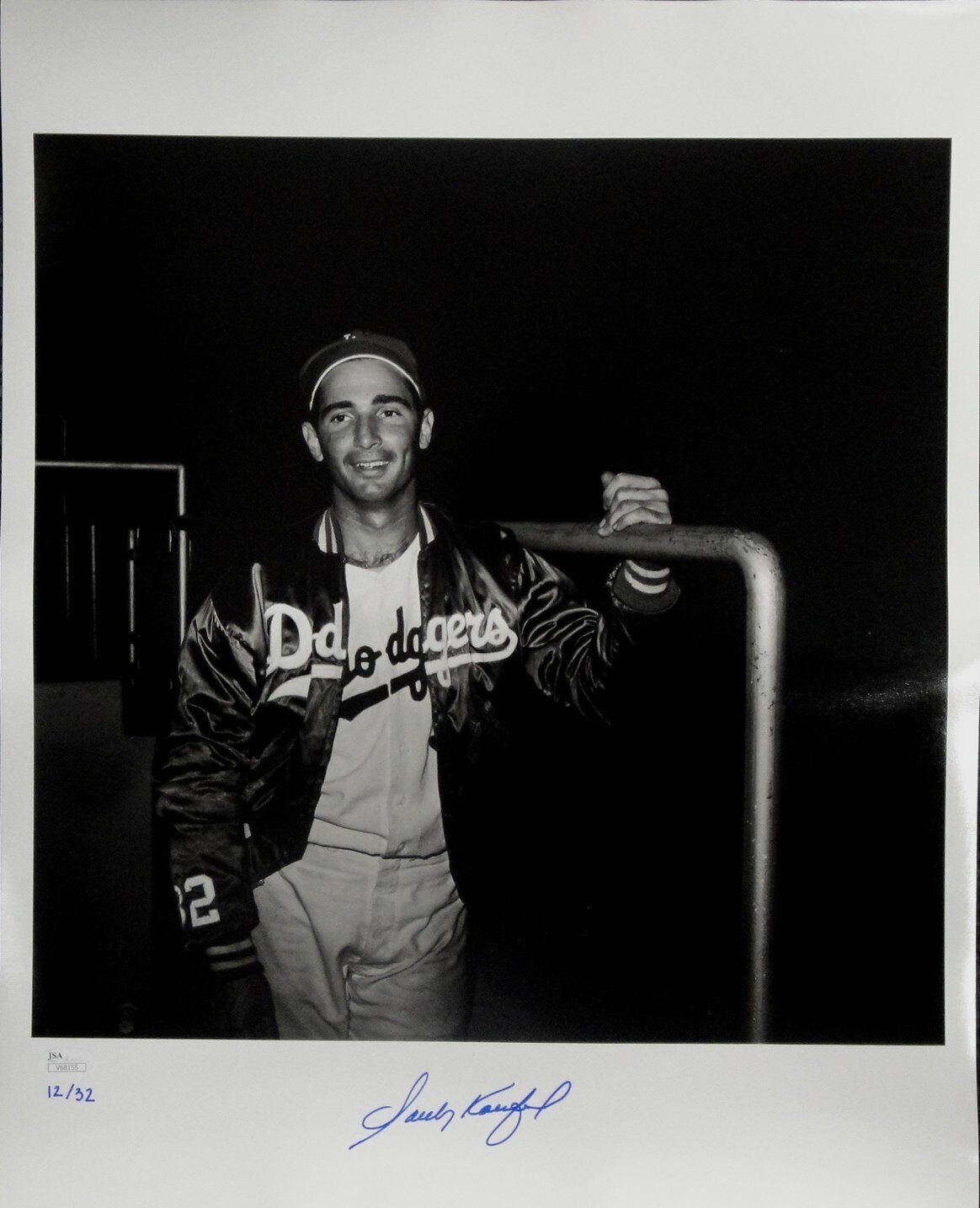 Sandy Koufax Hand Signed Autographed 16X20 Photo Poster painting Dodgers Holding Poll JSA /32