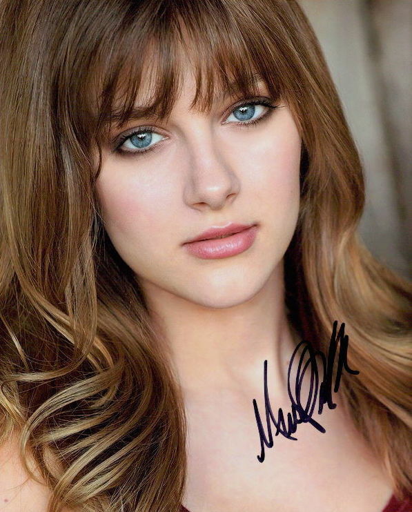 Aubrey Peeples in-person signed 8x10 Photo Poster painting