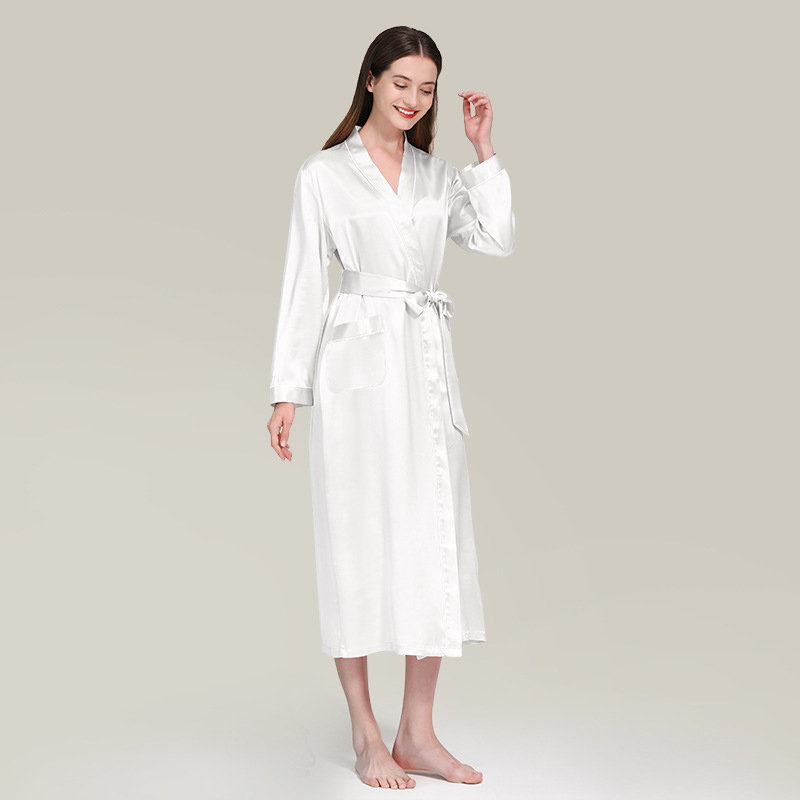 Kimono en soie manches longues couleur unie Blanc 1