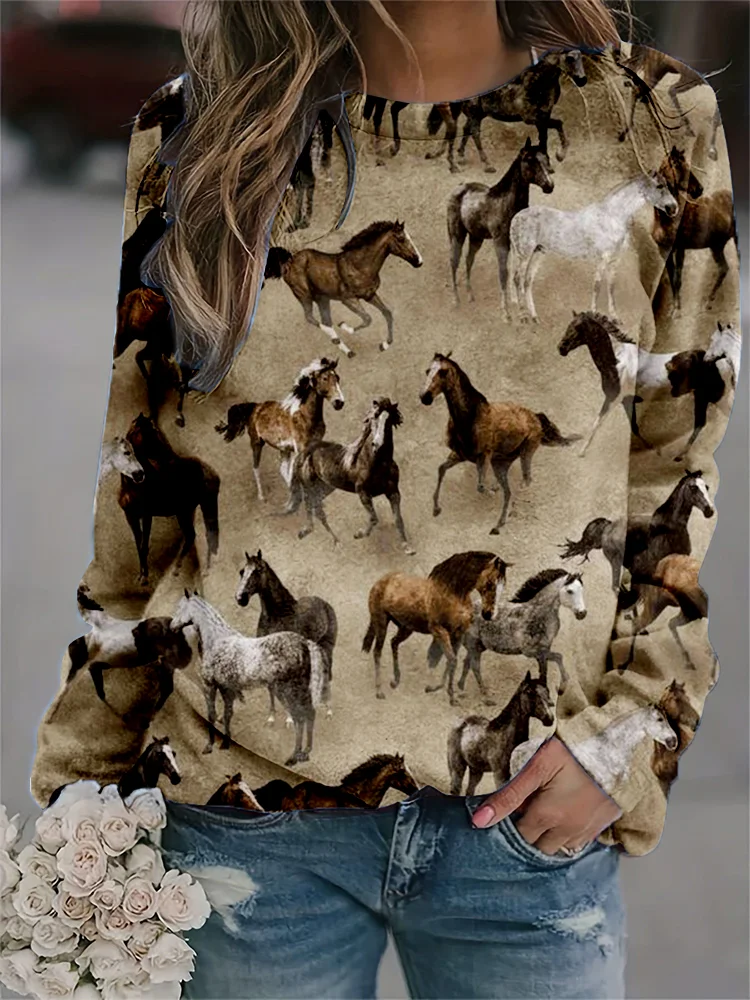 VChics Western Wild Horses Pattern Comfy Sweatshirt