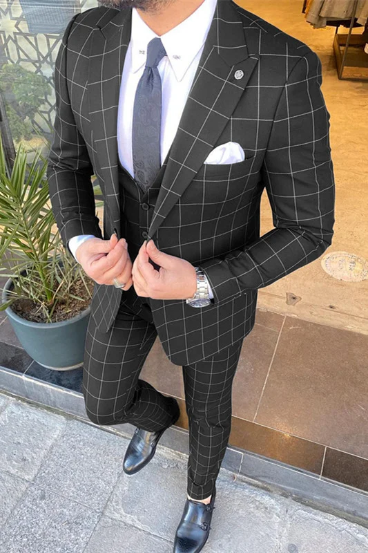 New Arrive 3 Pieces Peaked Lapel Guys Suits Black With Plaid